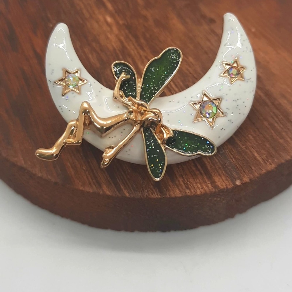 Green Moon Fairy Sparkly Brooch Pin - Picture 4 of 6